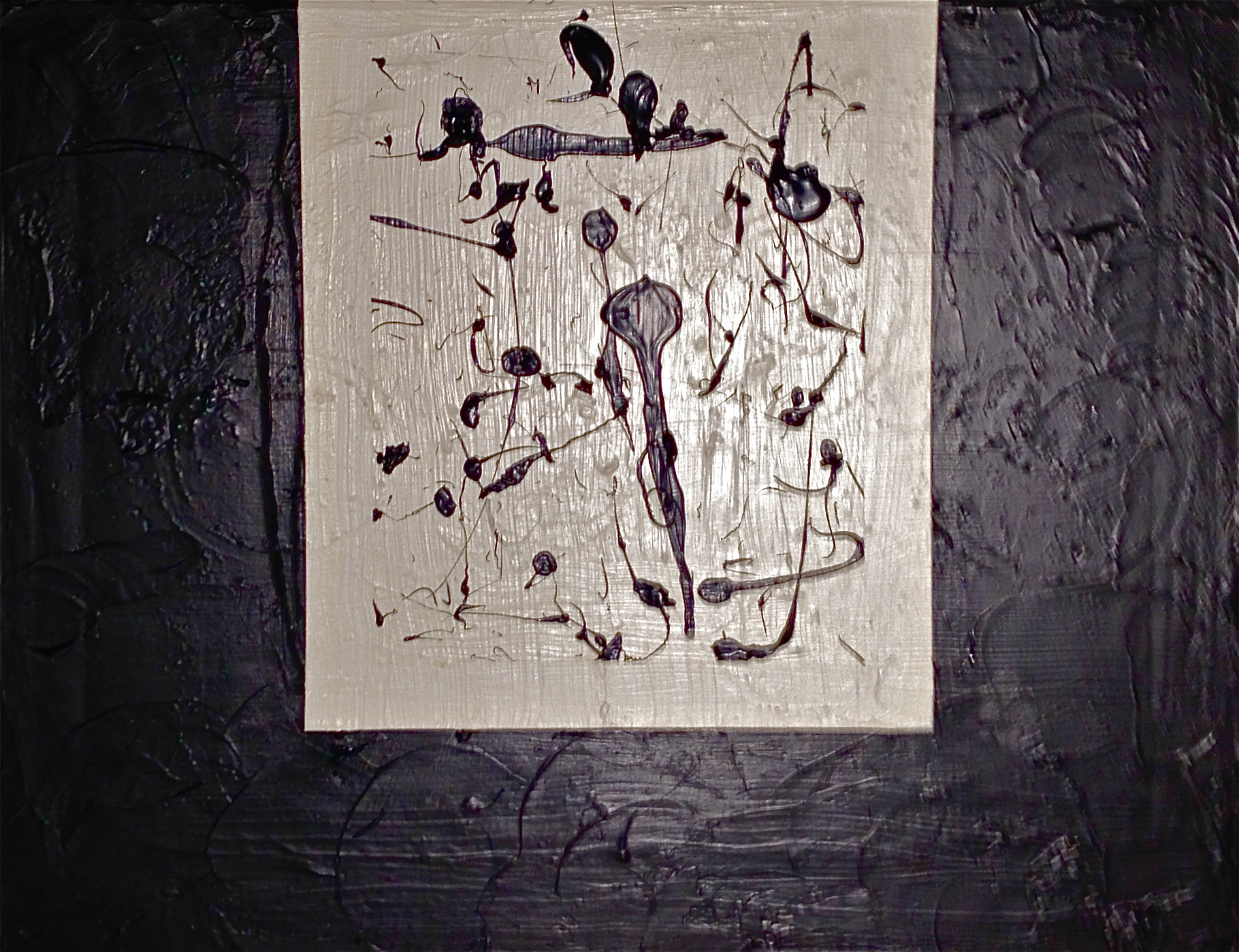 Black on white mixed with iridescent gold.